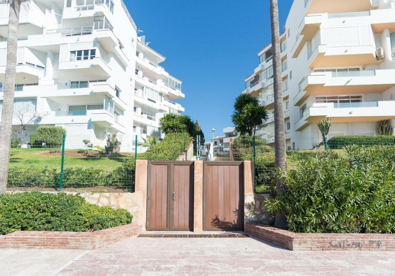 Tgh/ Marbella Beachfront And Center Ngoại thất bức ảnh