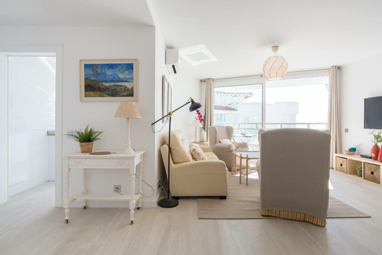 Tgh/ Marbella Beachfront And Center Ngoại thất bức ảnh