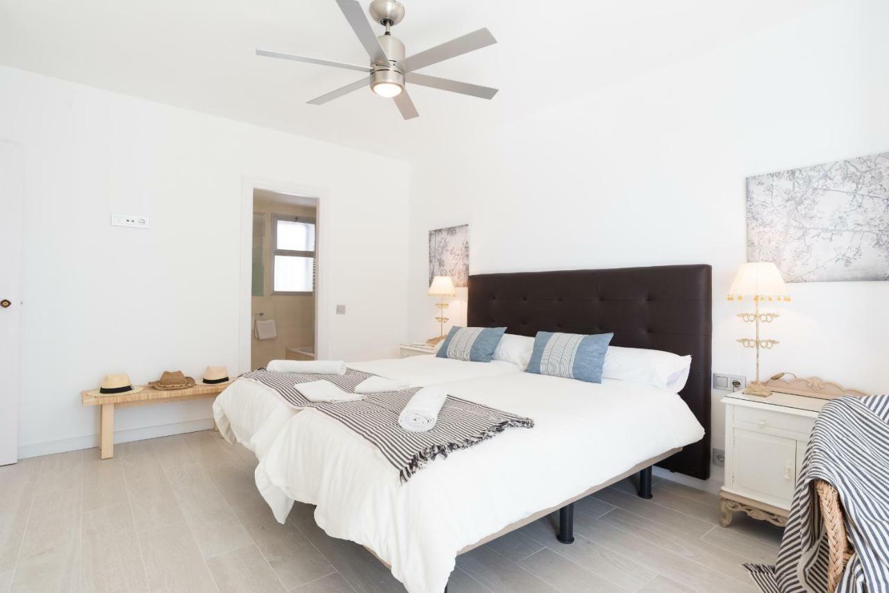 Tgh/ Marbella Beachfront And Center Ngoại thất bức ảnh