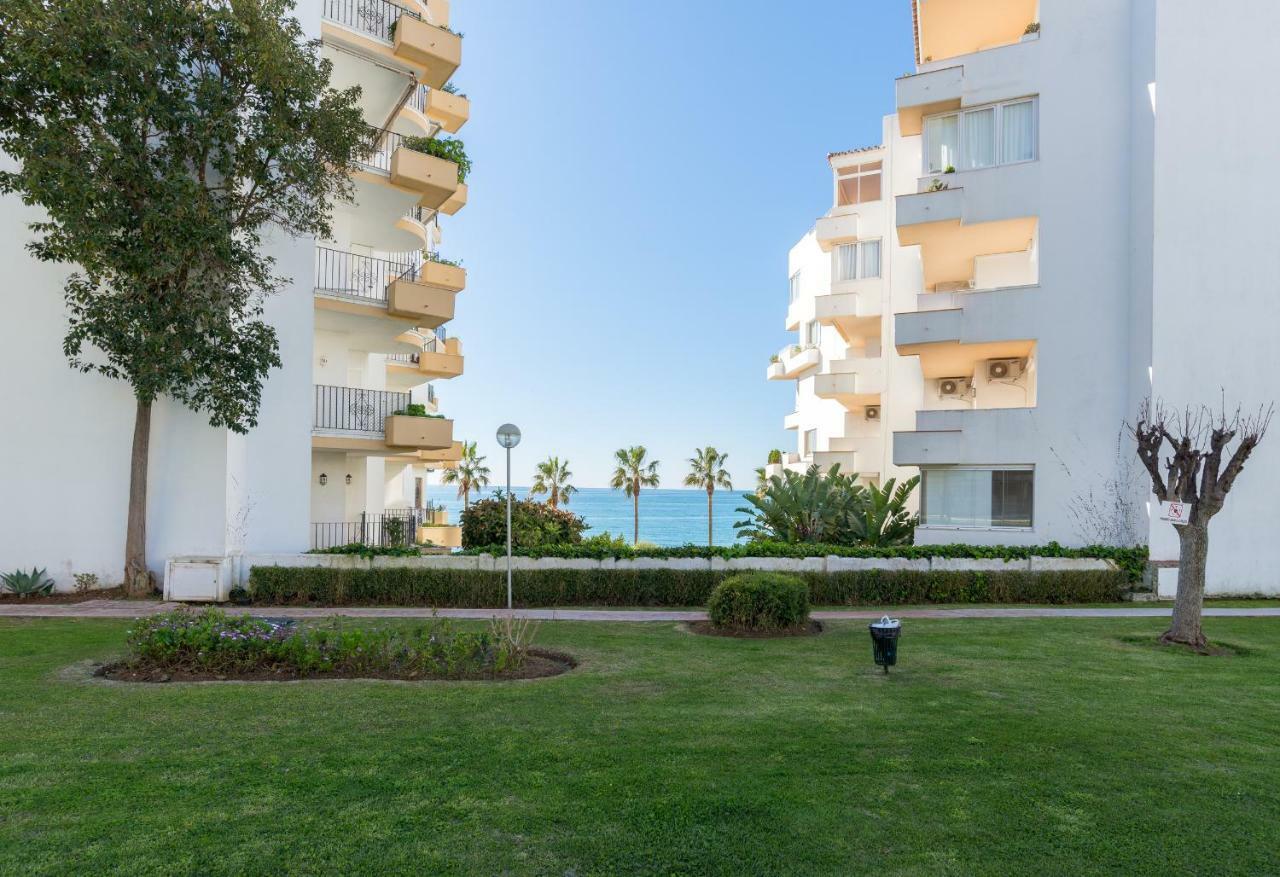 Tgh/ Marbella Beachfront And Center Ngoại thất bức ảnh