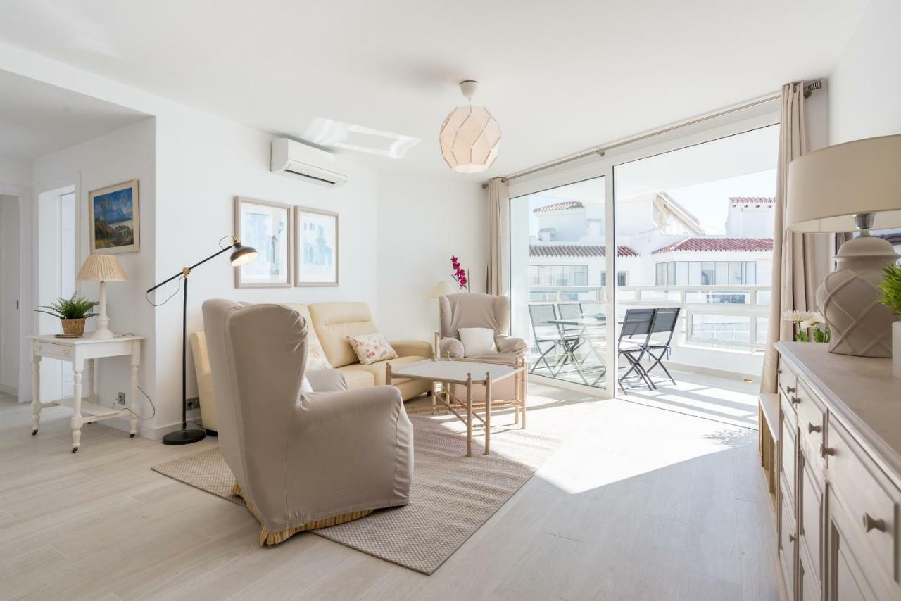 Tgh/ Marbella Beachfront And Center Ngoại thất bức ảnh