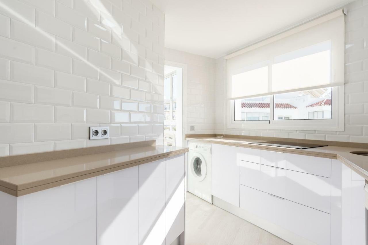 Tgh/ Marbella Beachfront And Center Ngoại thất bức ảnh