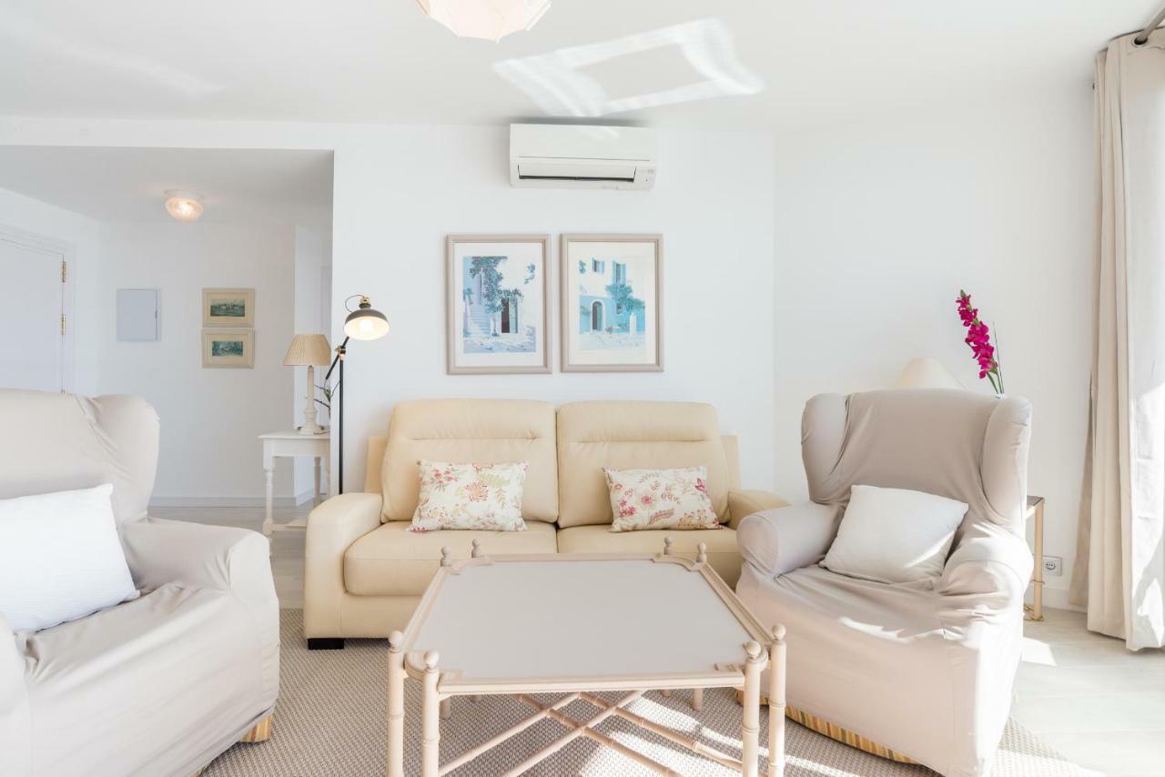 Tgh/ Marbella Beachfront And Center Ngoại thất bức ảnh